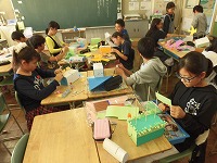 図工 くるくるクランク 深谷市立豊里小学校